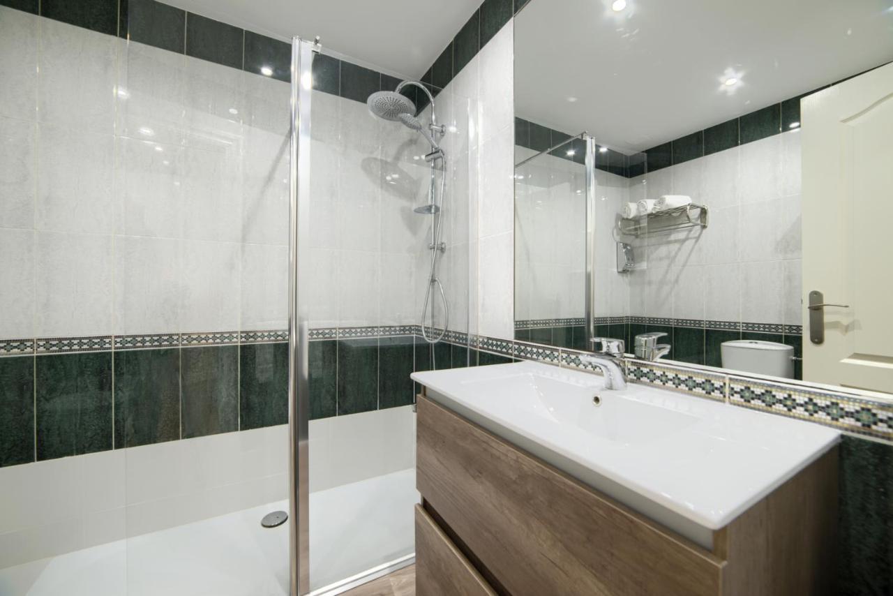 Apartamentos4U Tudela Centro - Parking Incluido Exteriör bild